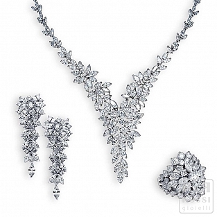 Leo Pizzo Collier Queen 