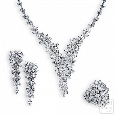 Leo Pizzo Collier Queen 